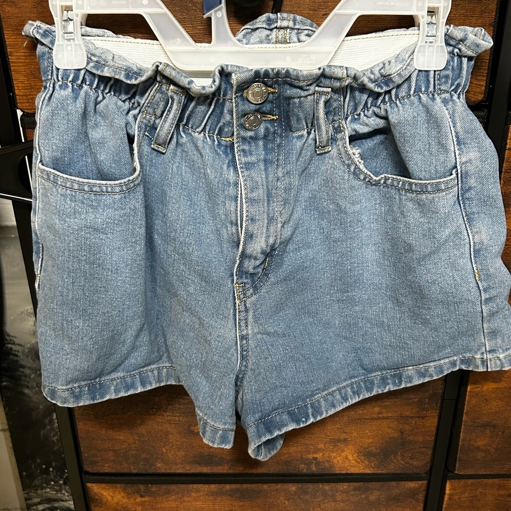 forever 21 paper bag shorts lighwash 26in